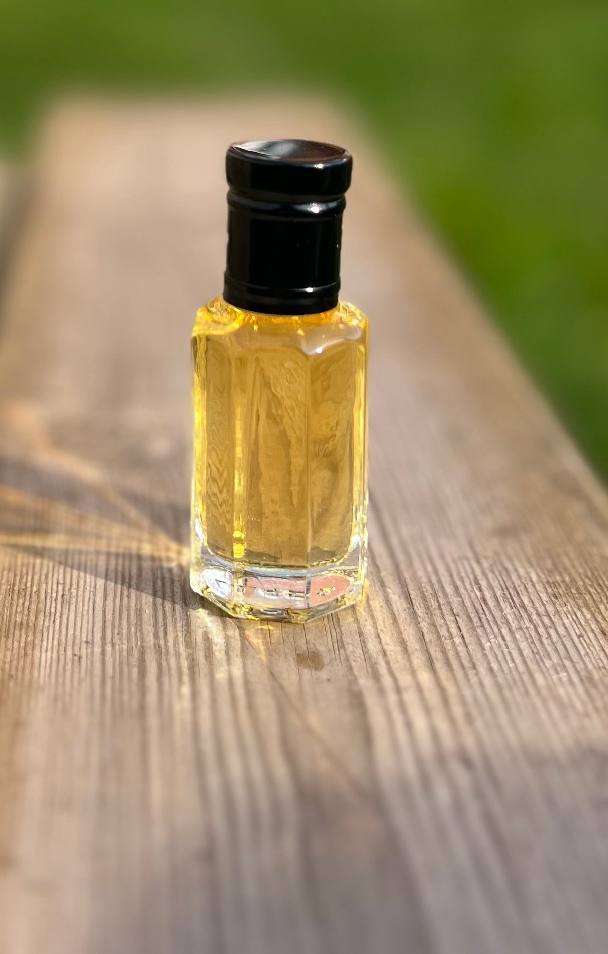 MISQ Oud Elixir Oil